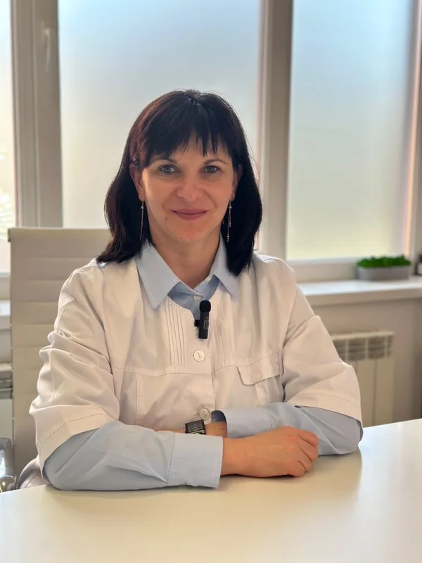 Шипош Марина Андріївна — лікар-отоларинголог
